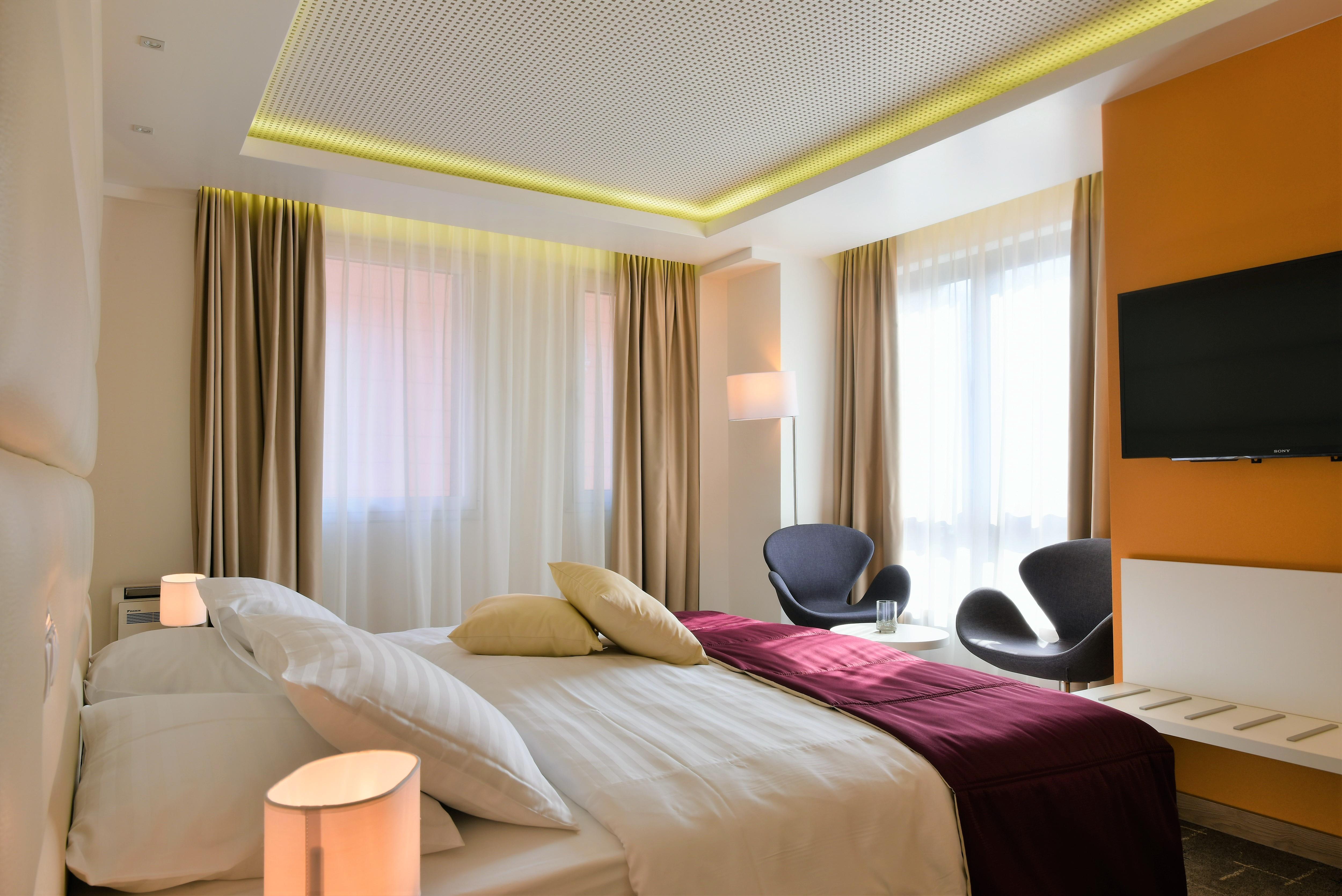 Apeiro City Avant-Garde Hotel Sarajevo Bagian luar foto